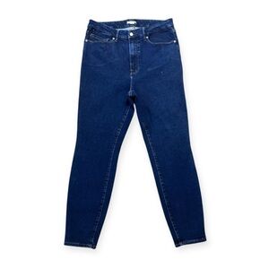 Good American Skinny Jeans in Dark Blue Denim